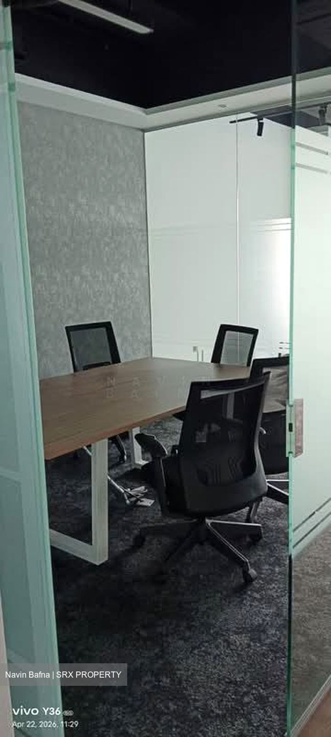 PLUS (D1), Office #549834441